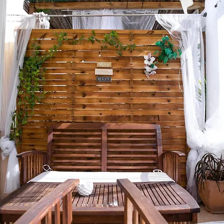 Holiday home Reve D'azur En Bord De Mer, Avec Piscine Partagee, Parking Barbecue, Draps Inclus A La Nartelle Sainte-Maxime