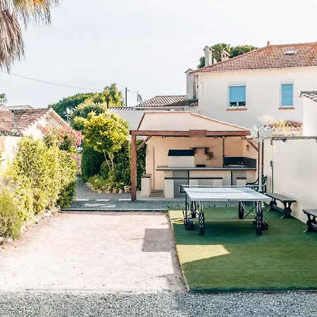 Reve D'azur En Bord De Mer, Avec Piscine Partagee, Parking Barbecue, Draps Inclus A La Nartelle Sainte-Maxime