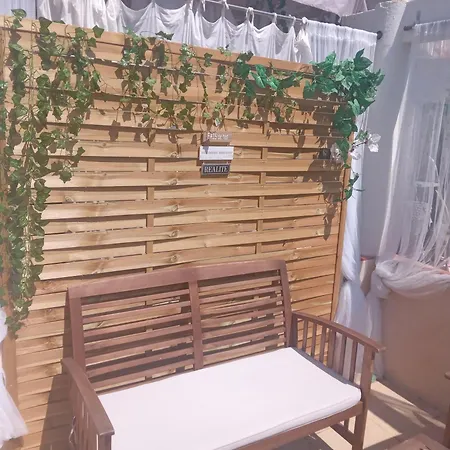Reve D'azur En Bord De Mer, Avec Piscine Partagee, Parking Barbecue, Draps Inclus A La Nartelle