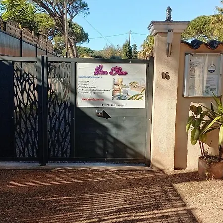 Prázdninový dům Reve D'azur En Bord De Mer, Avec Piscine Partagee, Parking Barbecue, Draps Inclus A La Nartelle *