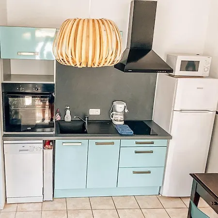 Reve D'azur En Bord De Mer, Avec Piscine Partagee, Parking Barbecue, Draps Inclus A La Nartelle Sainte-Maxime