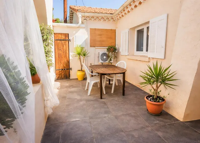 20m2 Cosy Bord De - De La Nartelle- - Piscine Partagee - Parking - Bbq - Draps Inclus Feriehus Sainte-Maxime
